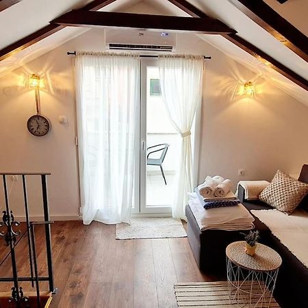 Apartmani Centar ヴォディツェ エクステリア 写真