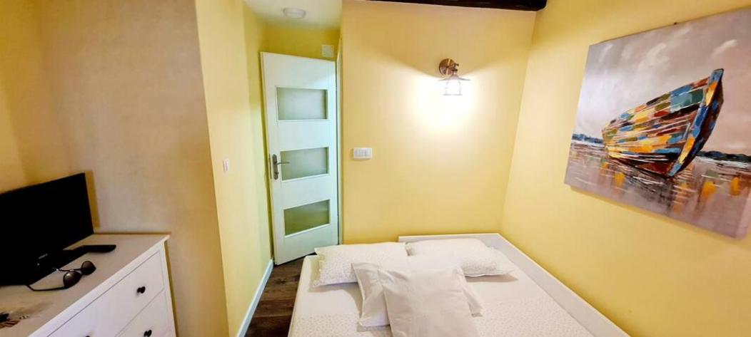 Apartmani Centar ヴォディツェ エクステリア 写真
